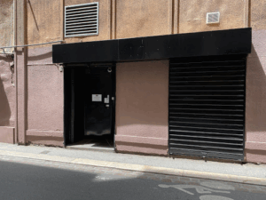 Le Trou
