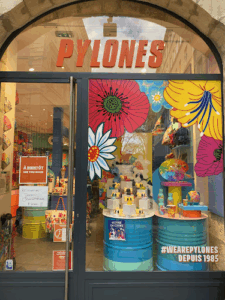 Pylones