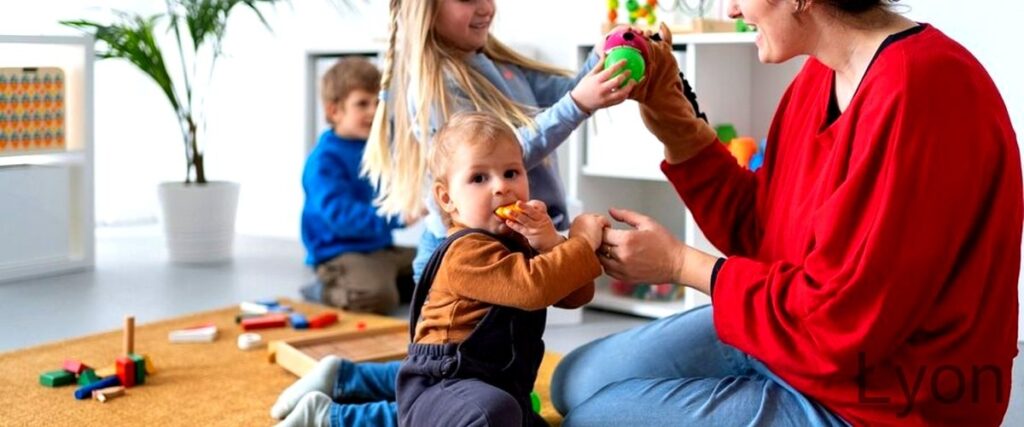 Les 7 meilleurs services de garde denfants à domicile à Lyon
